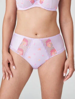 PrimaDonna Palace Garden Full Brief