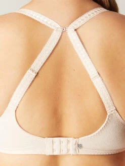 Simone Perele Promesse Plunge Bra 9 Simone Perele Promesse Plunge Bra -FOREVER YOUR LINGERIE 12H 315PromessePlungeBraAuroreBackRacerback