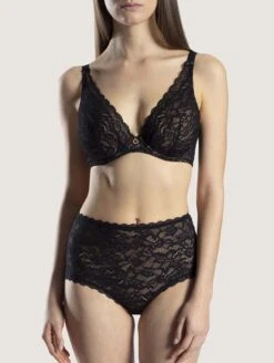 Aubade Rosessence Triangle Full Bust Plunge Bra 7 Aubade Rosessence Triangle Full Bust Plunge Bra -FOREVER YOUR LINGERIE AubadeRosessenceComfortFullCupPlungingTriangleBraHK12 02BlackSet