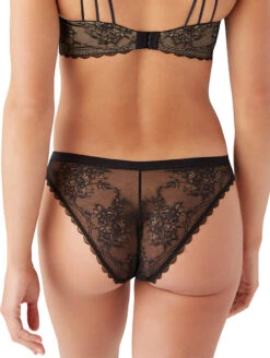 B.Tempt'd No Strings Cheeky Bikini 8 B.Tempt'd No Strings Cheeky Bikini -FOREVER YOUR LINGERIE BTempt dbyWacoalCheekyBikiniNight945284Back