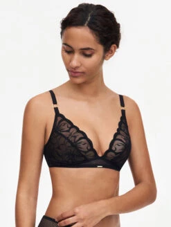 Chantelle Fleurs Bralette 9 Chantelle Fleurs Bralette -FOREVER YOUR LINGERIE ChantelleFleursBraletteBlack12M8Side