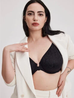 Chantelle Norah Front Closure Bra 9 Chantelle Norah Front Closure Bra -FOREVER YOUR LINGERIE ChantelleNorahFrontClosureBraC13F6BlackEditorial