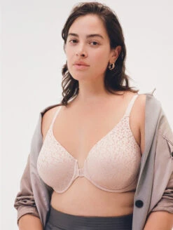 Chantelle Norah Front Closure Bra 8 Chantelle Norah Front Closure Bra -FOREVER YOUR LINGERIE ChantelleNorahFrontClosureBraC13F6SoftPinkEditorial