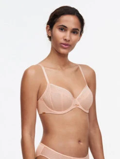 Chantelle Allure Plunge Bra 13 Chantelle Allure Plunge Bra -FOREVER YOUR LINGERIE ChantelleParisianAllureUnlinedPlungeBraC2231Side2