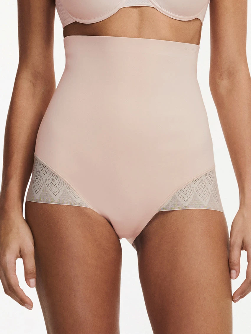 Chantelle Sexy Shape X Hi-Waist Brief 3 Chantelle Sexy Shape X Hi-Waist Brief