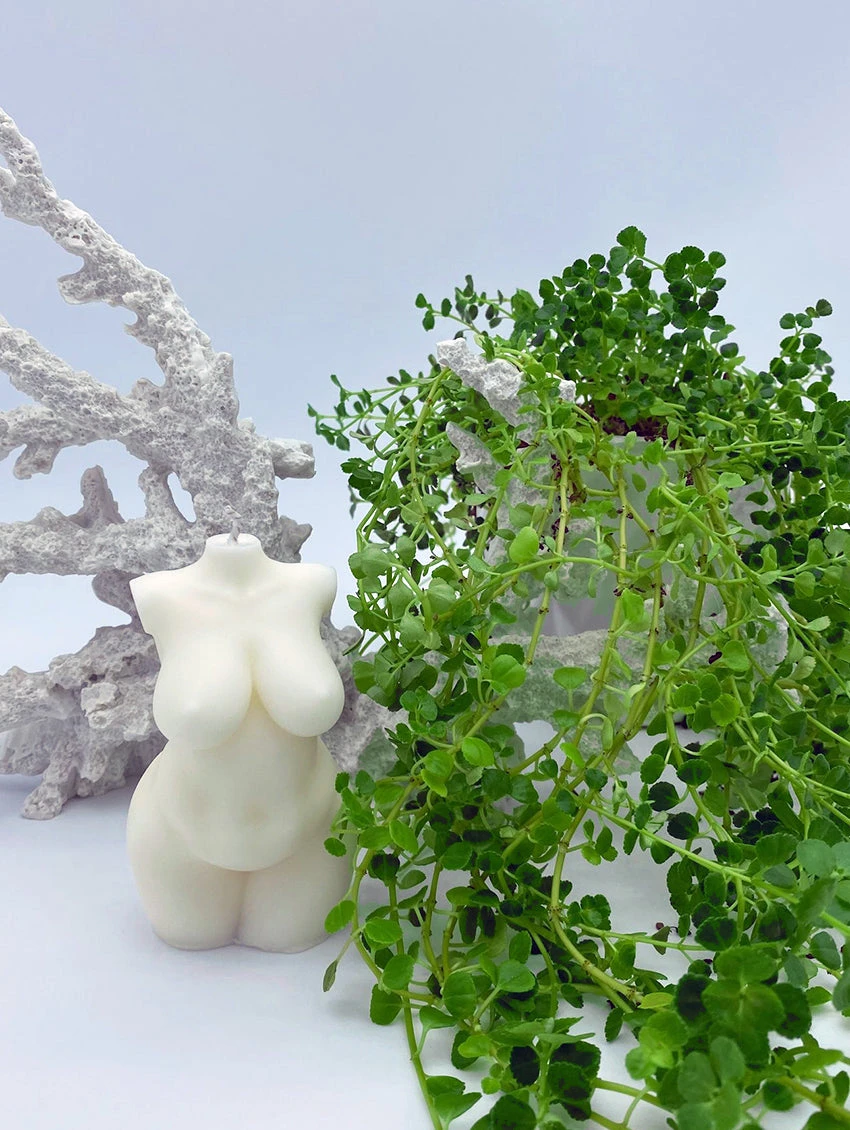 Connection Candle Co. Amelia Curvy Candle - Unscented 3 Connection Candle Co. Amelia Curvy Candle - Unscented