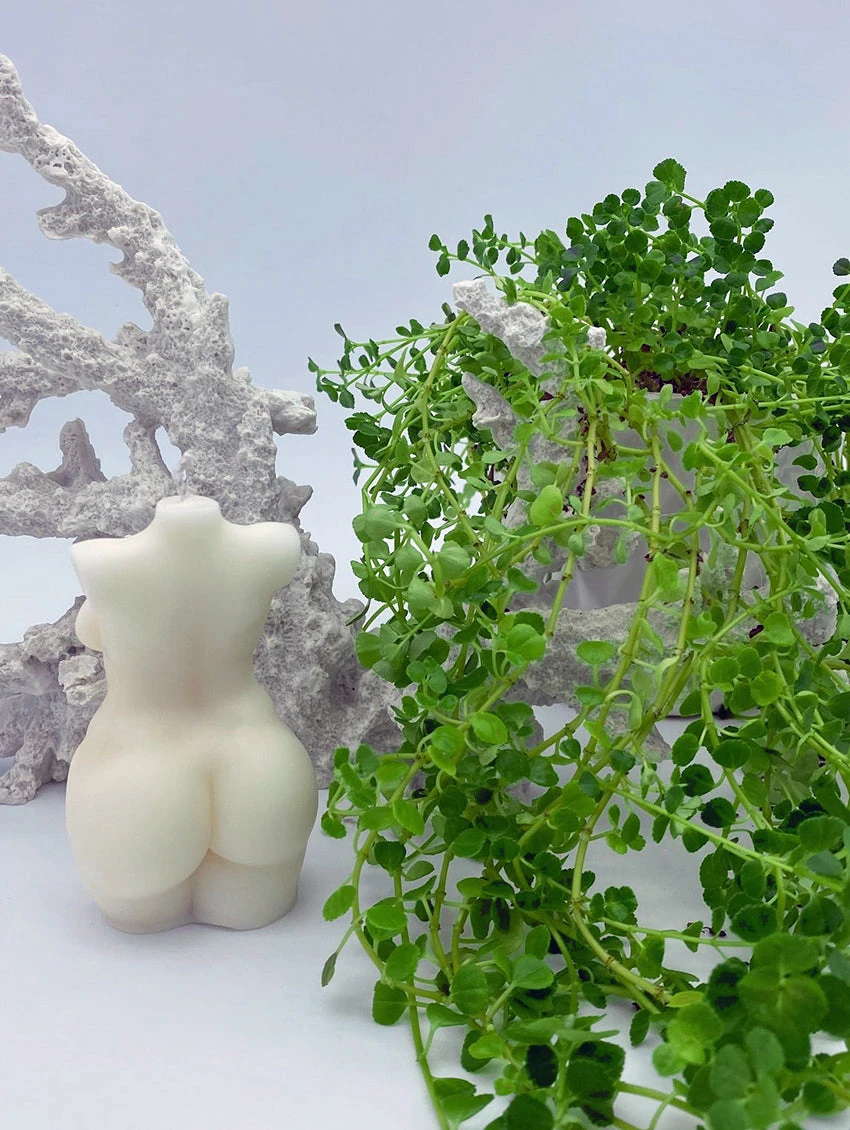 Connection Candle Co. Amelia Curvy Candle - Unscented 4 Connection Candle Co. Amelia Curvy Candle - Unscented - Image 2