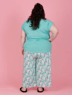 Cool Girl PJ Capri Set 8 Cool Girl PJ Capri Set -FOREVER YOUR LINGERIE CoolGirlPJCapriSetC221302PalmBack