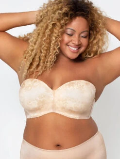 Curvy Couture Strapless Bra