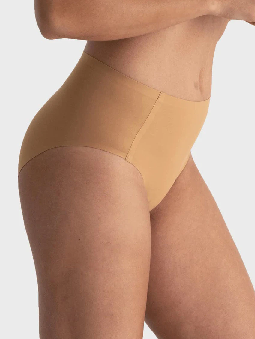 Evelyn & Bobbie Retro Bikini 4 Evelyn & Bobbie Retro Bikini - Image 2