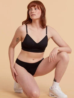 Miel Seamless Unlined Bralette 11 Miel Seamless Unlined Bralette -FOREVER YOUR LINGERIE MielNanaBra 0110BlackAction