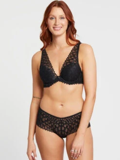Montelle Lacy Essentials Mystique High Apex Bra -FOREVER YOUR LINGERIE MontelleLacyEssentialsMistiqueHighApexBraBlack9304Set
