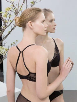 Natori Cherry Blossom Plunge Bra 10 Natori Cherry Blossom Plunge Bra -FOREVER YOUR LINGERIE NatoriCherryBlossomConvertibleBra721191BlackFashion