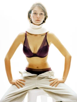 Passionata Manhattan Plunge Bra 7 Passionata Manhattan Plunge Bra -FOREVER YOUR LINGERIE PassionataManhattanPlungeBraBerry48D9Fashion